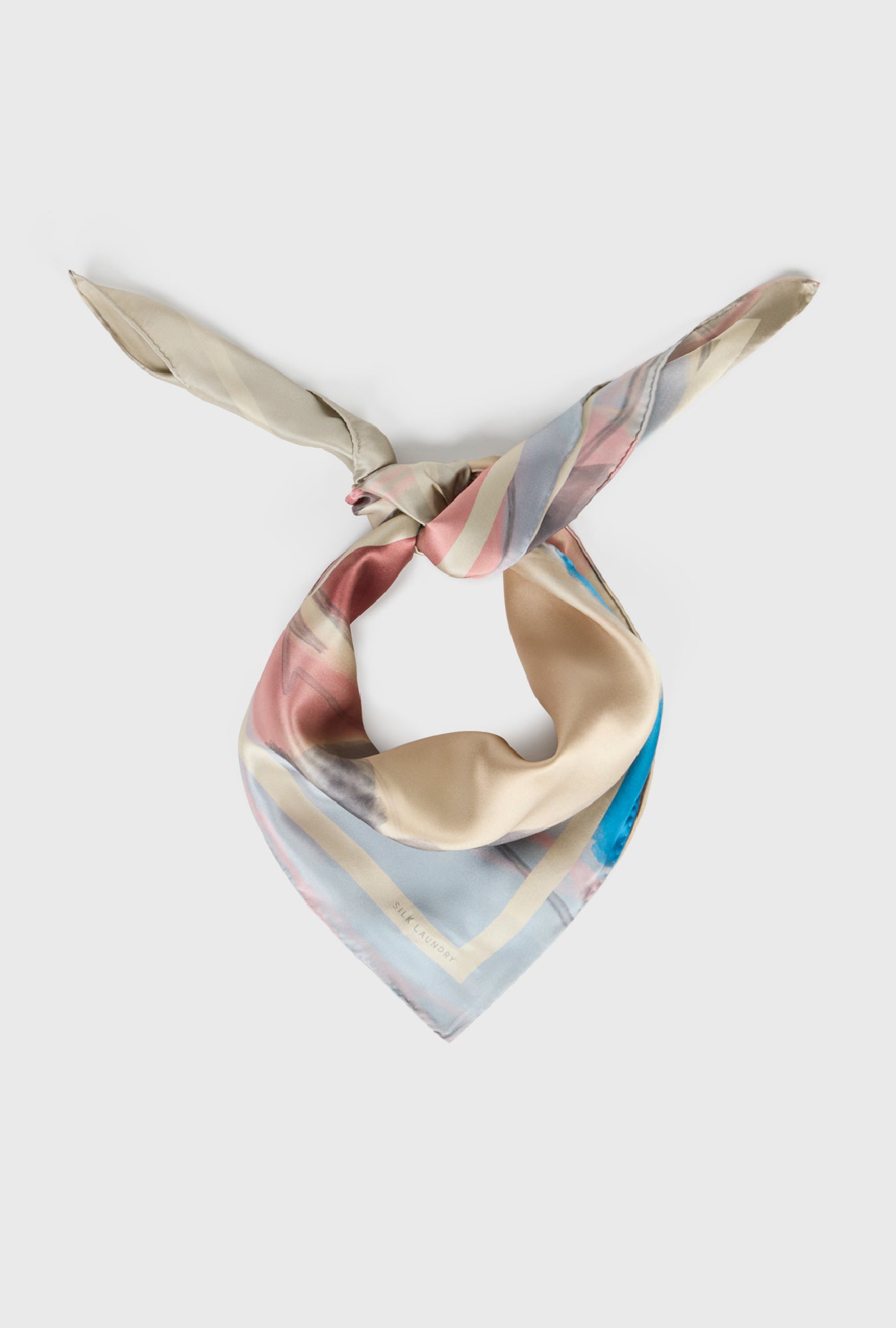 EXPRESSIONNISTE DU FOULARD 