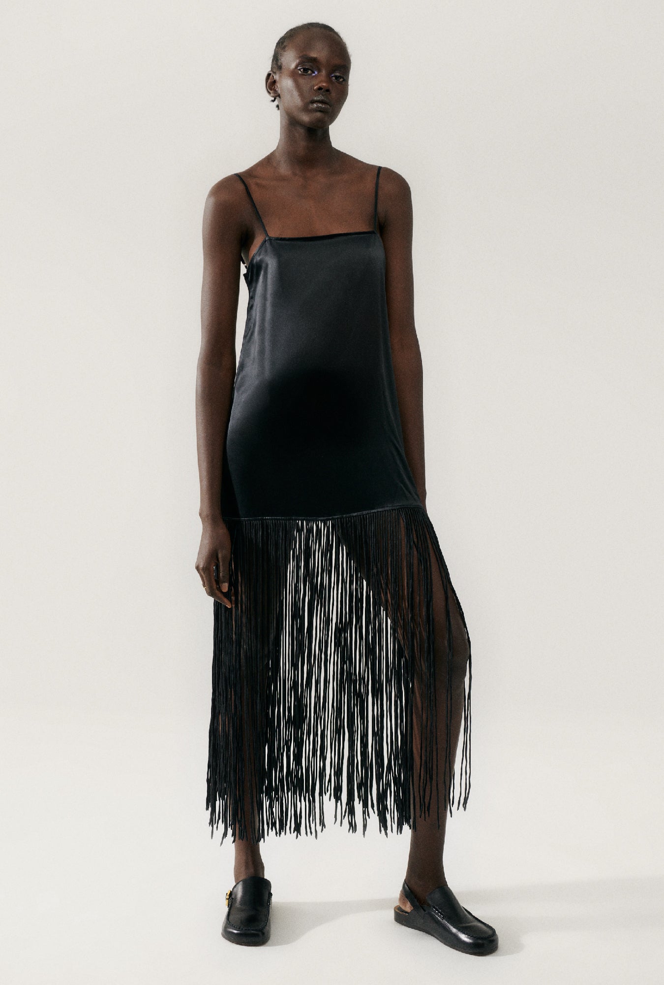 FRINGE DRESS BLACK