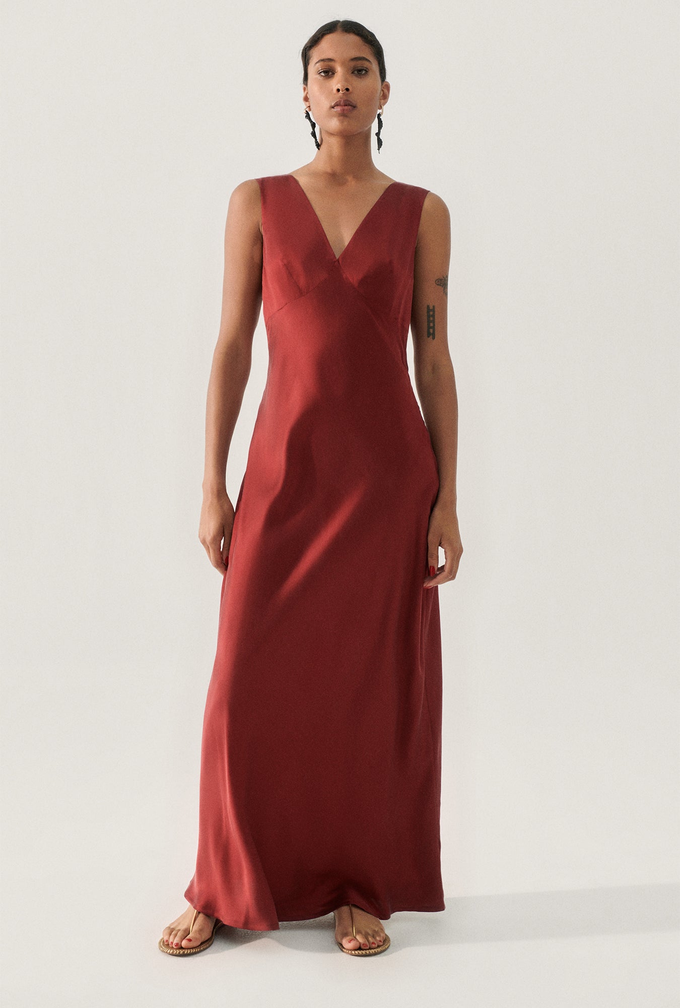 STELLA DRESS GARNET