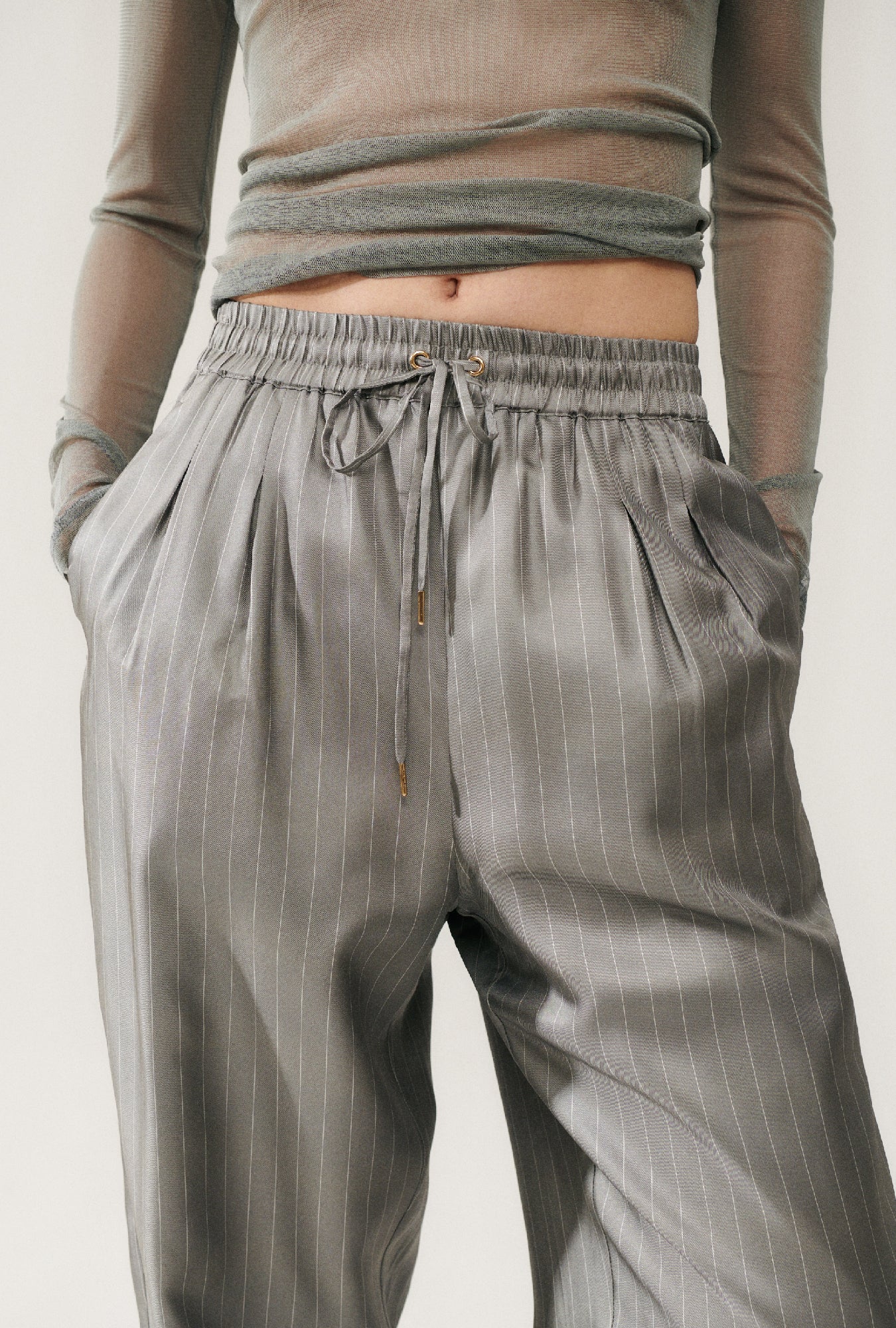 PANTALON SLOUCH EN TWILL MOON PINSTRIPE 